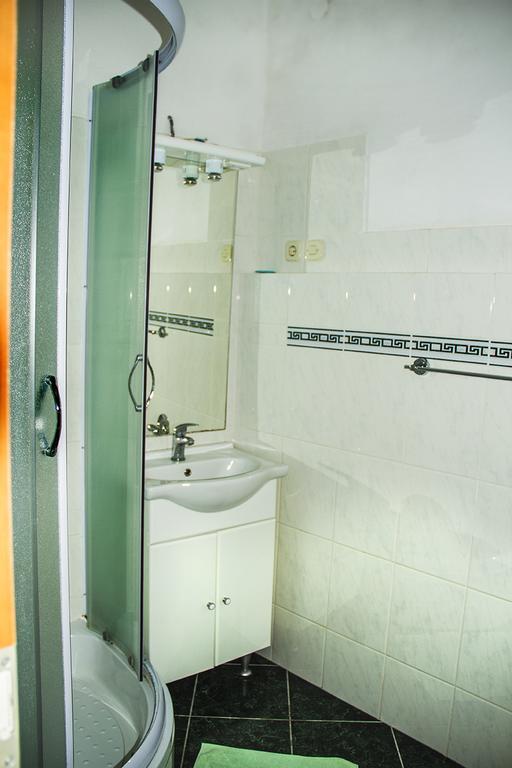 Hill House Marija Apartamento Komiža Exterior foto