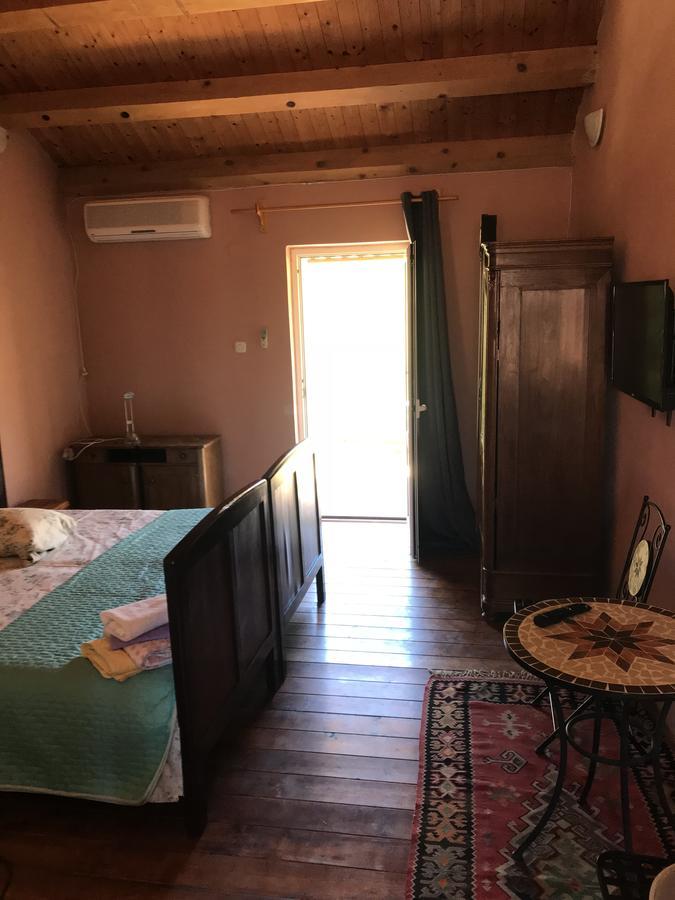 Hill House Marija Apartamento Komiža Exterior foto